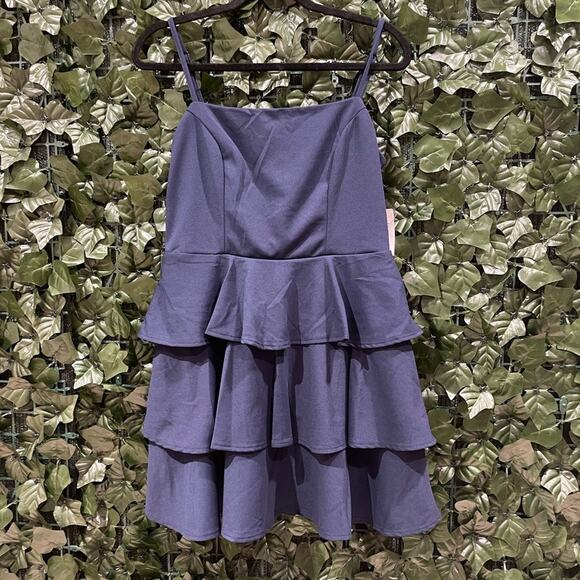 NWT! Trixxi Women's Ruffle Dress Size: XL - Picture 1 of 3